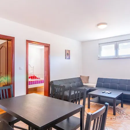 Apartment Leonardo