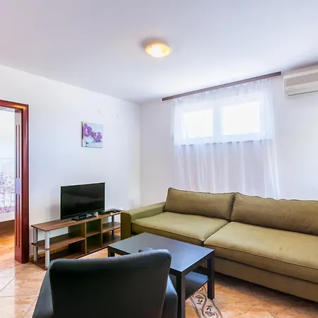 Apartment Leonardo